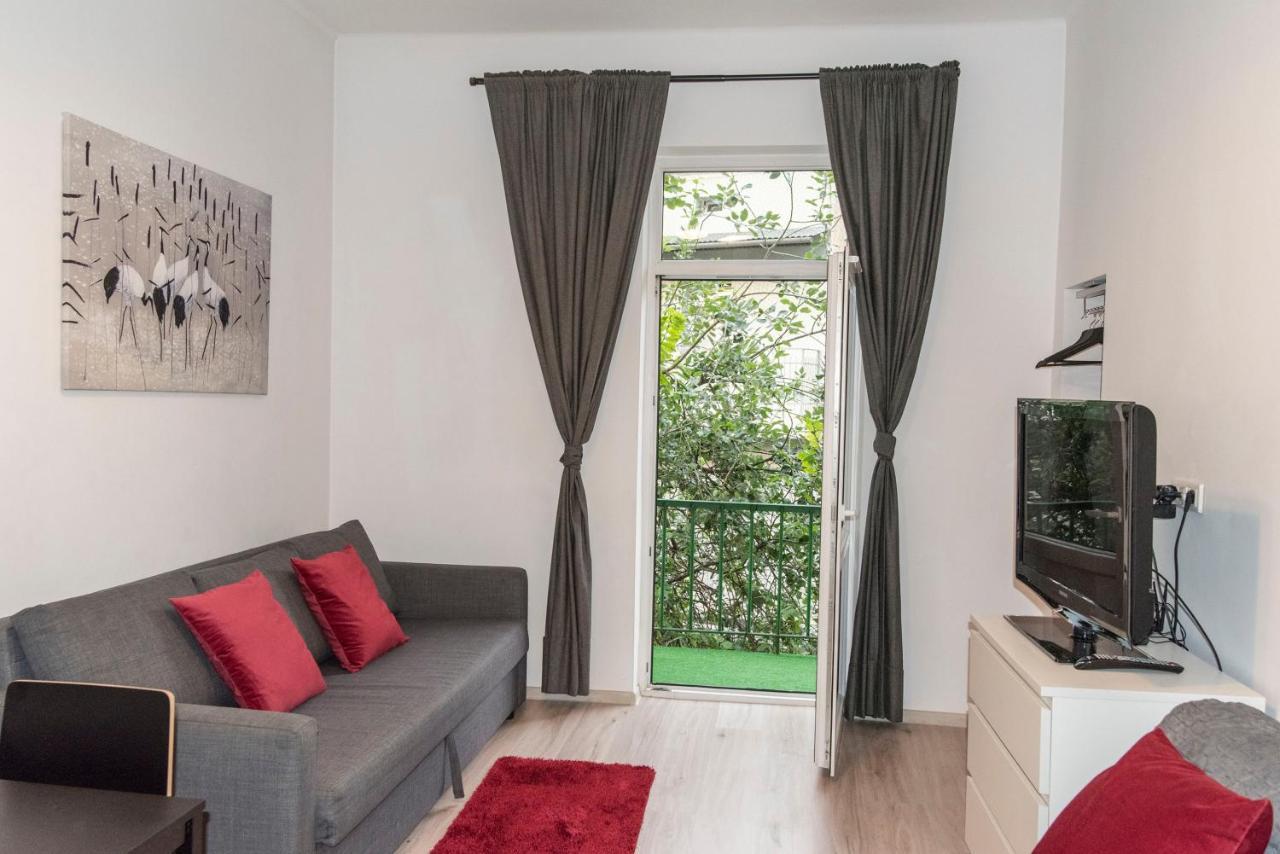 Old Cracow Apartment Mazowiecka 11 克拉科夫 外观 照片